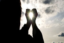 配股票配资网:炒股票用什么手机好-特朗普家族加密币首秀受挫 其本人仍大赚36亿美元